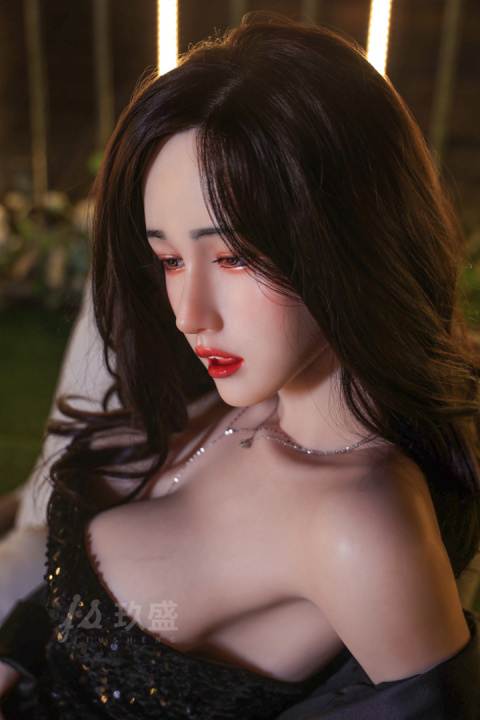 Coco JIUSHENG DOLL 160E – Lalka silikonowa 160 cm z biustem E-Cup