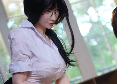 Eimi JIUSHENG DOLL 160E – Lalka silikonowa 160 cm z biustem E-Cup Eimi JIUSHENG DOLL 160E – Lalka silikonowa 160 cm z biustem E-Cup