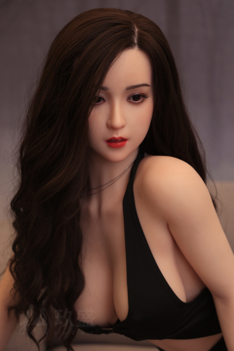 Lily JIUSHENG DOLL 160E – Lalka silikonowa 160 cm z biustem E-Cup