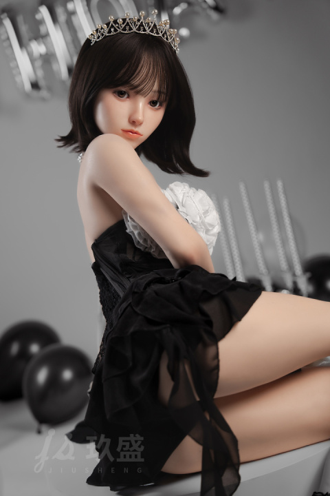 Hina ROS JIUSHENG DOLL 148B – Lalka silikonowa klasy premium Hina ROS JIUSHENG DOLL 148B – Lalka silikonowa klasy premium