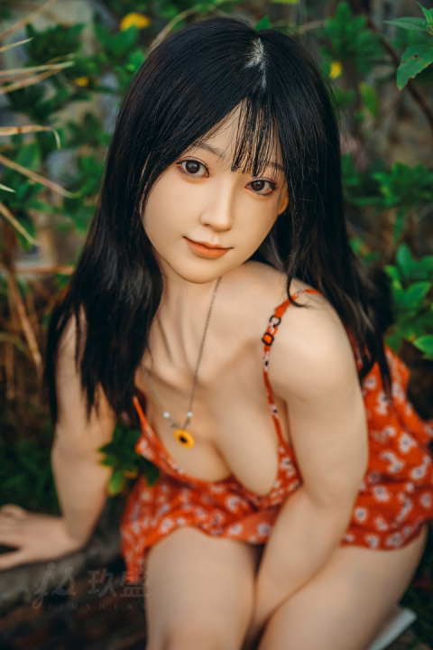 Sayuri JIUSHENG DOLL 158D – Lalka silikonowa 158 cm z biustem D-Cup Sayuri JIUSHENG DOLL 158D – Lalka silikonowa 158 cm z biustem D-Cup