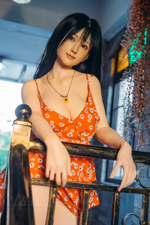 Sayuri JIUSHENG DOLL 158D – Lalka silikonowa 158 cm z biustem D-Cup Sayuri JIUSHENG DOLL 158D – Lalka silikonowa 158 cm z biustem D-Cup