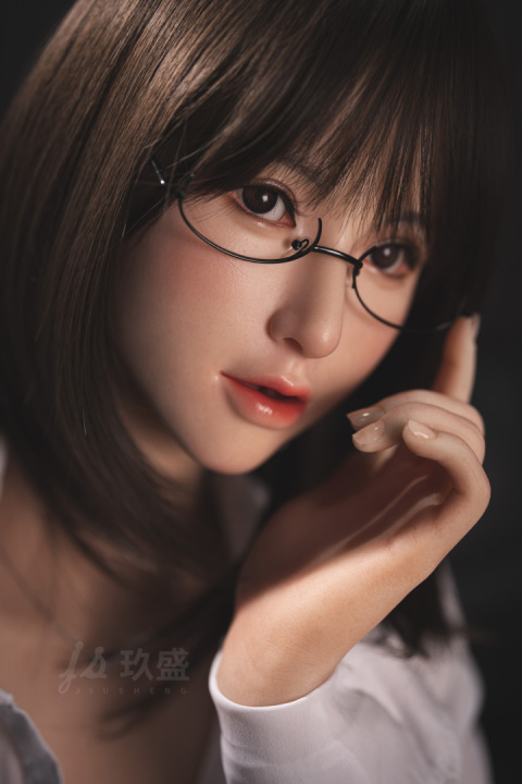 Yuka JIUSHENG DOLL 160E – Lalka silikonowa 160 cm z biustem E-Cup